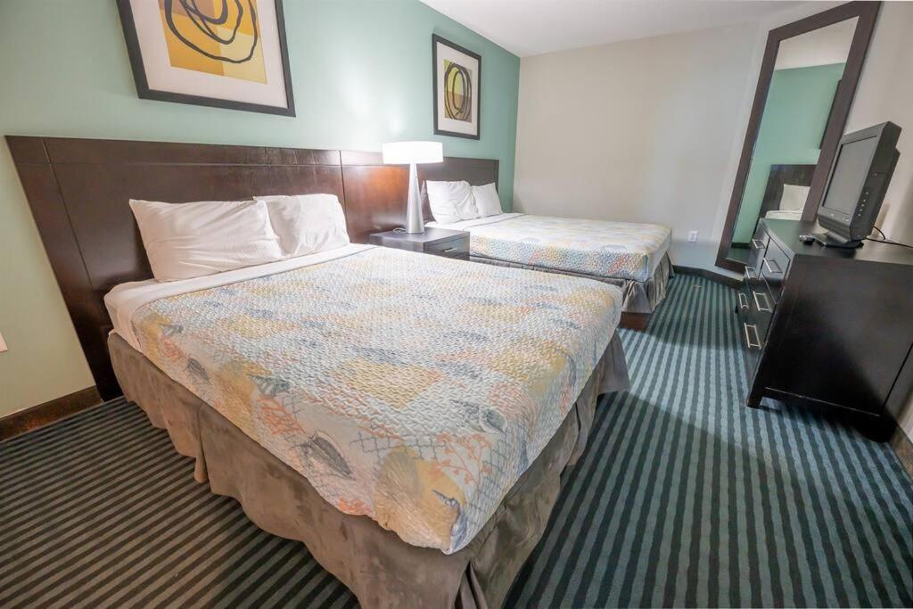فيلا 7Th Floor! Modern Building, Direct Oceanfront View شاطئ ميرتل المظهر الخارجي الصورة